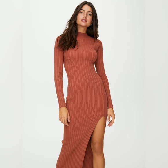 Aritzia Alchemy Dress Sweater Slit Large - Picture 1 of 7